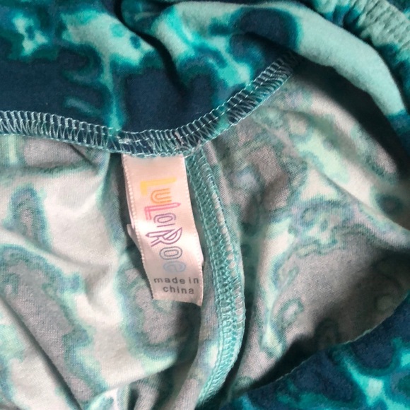 SOLD Lularoe OS Leggings - Picture 2 of 3